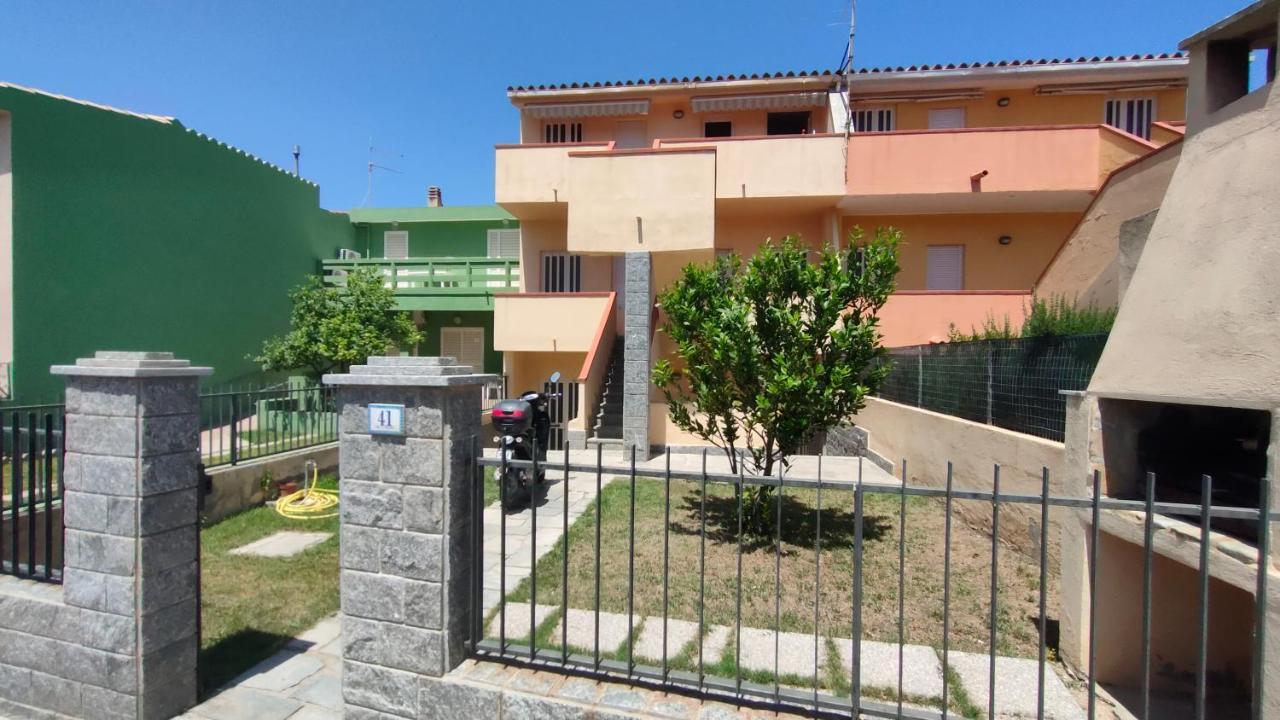 Oasy6 Appartement Villasimius Buitenkant foto